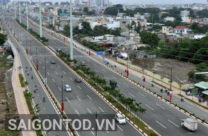 Ký ức trên đại lộ đường Phạm Văn Đồng